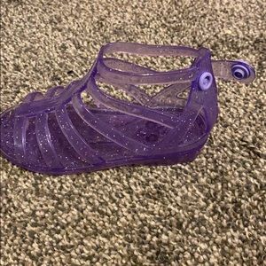 Purple sparkle gladiator jellies 💟